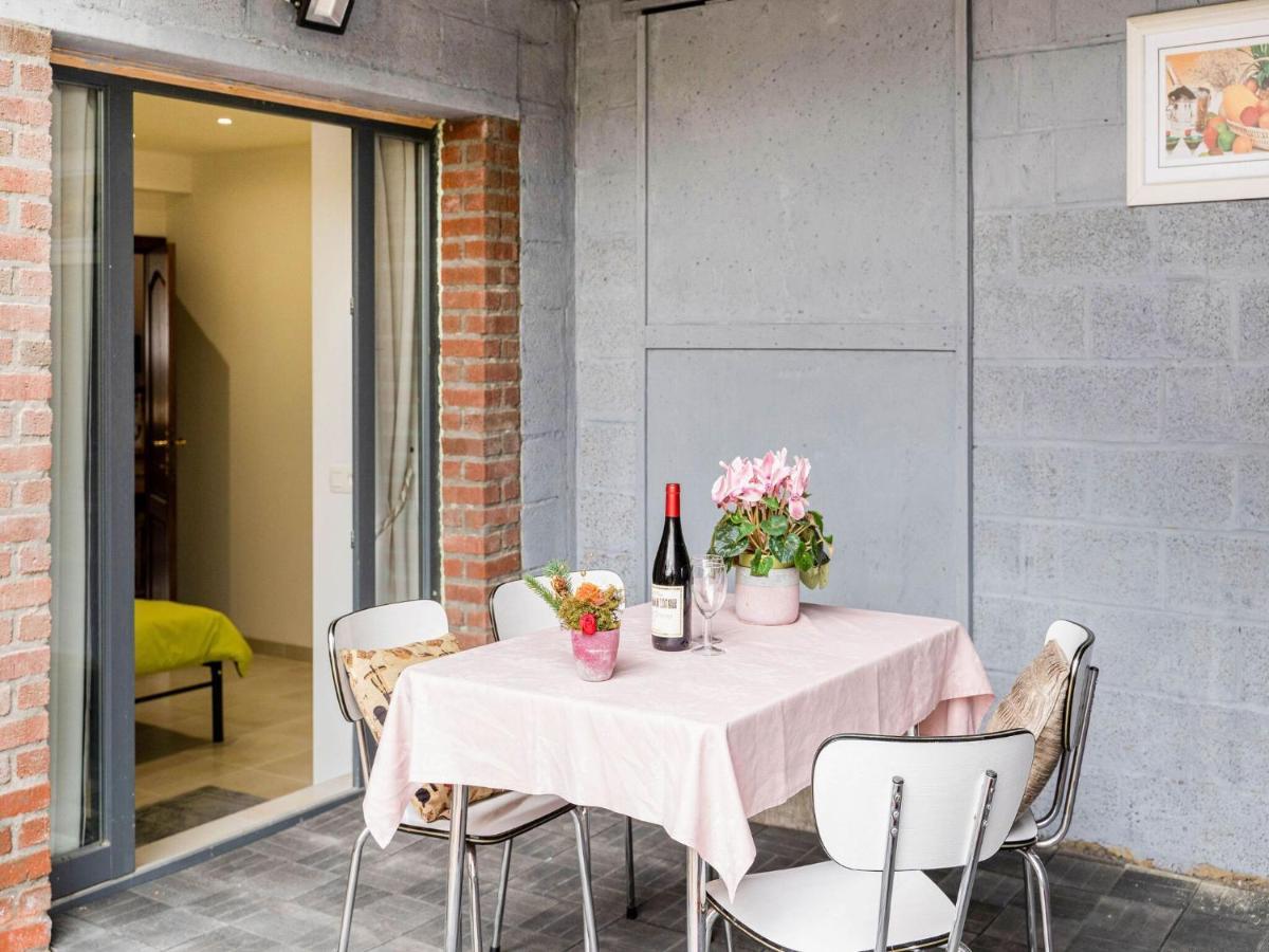 Charming Chalet In Beauraing With Fenced Garden Exterior photo